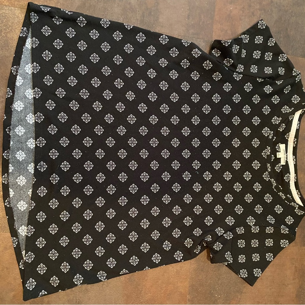 Anne Klein Black and White Blouse
